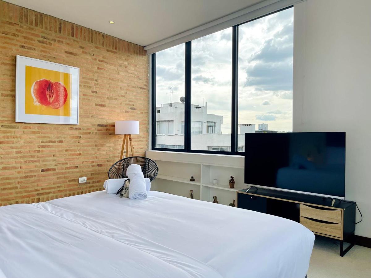 Dazzling Duplex Penthouse In Rosales *